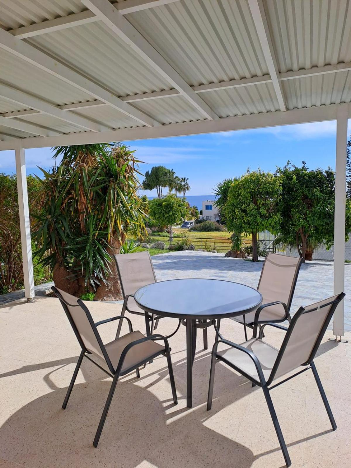 Coral Bay Suite Cyprus ภายนอก รูปภาพ
